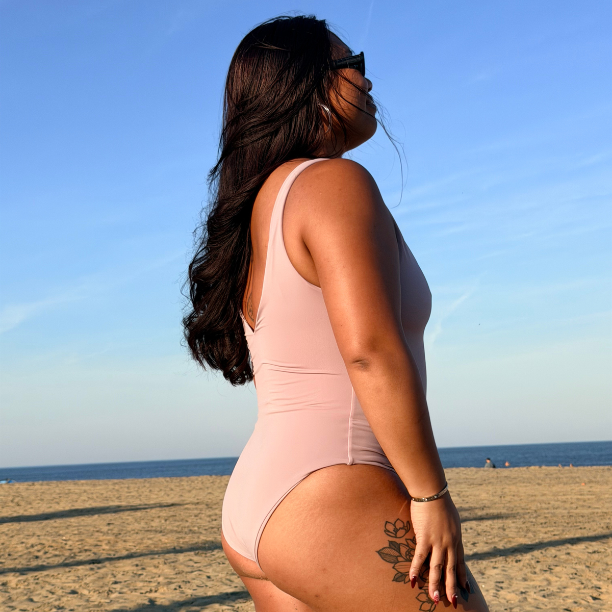 Daya One-Piece — Supportive Swimsuit with "V" Neckline & Sleek Comfort